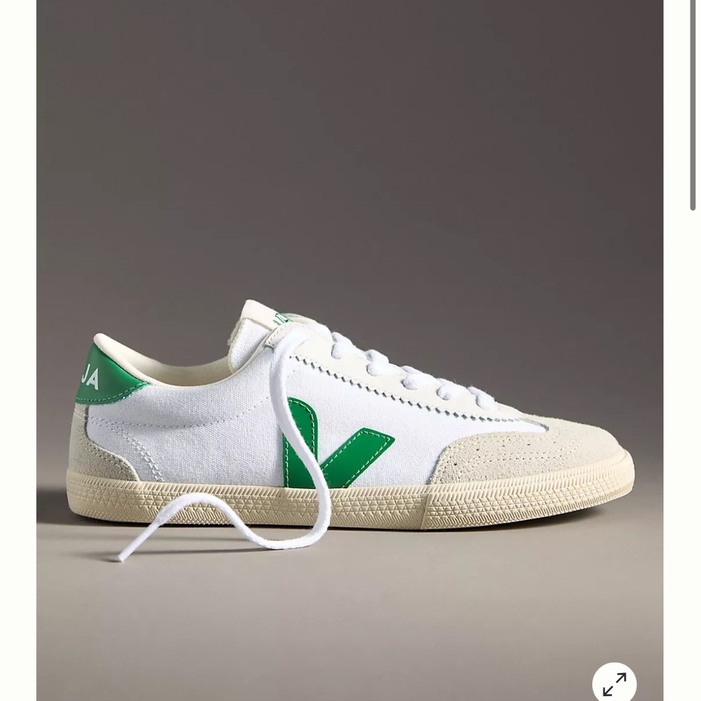 Veja Volley Canvas Sneaker